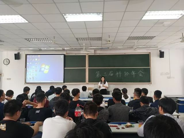 \'微信图片_20181205222021.jpg'